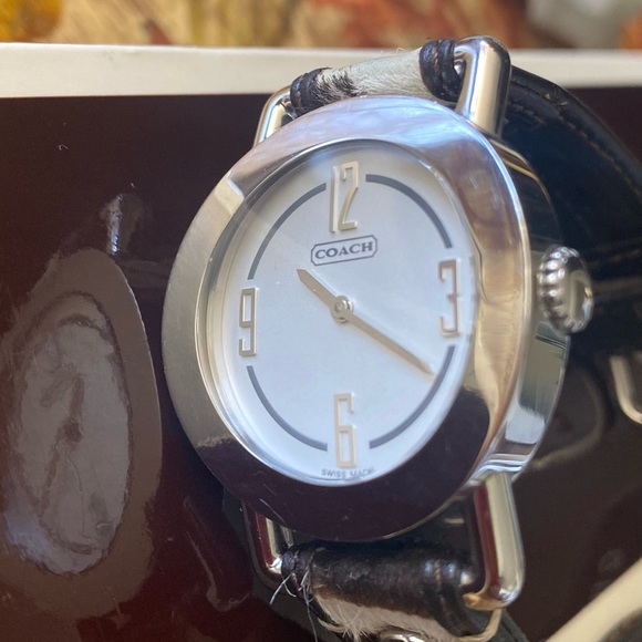 🦋COACH Watch - Picture 11 of 13